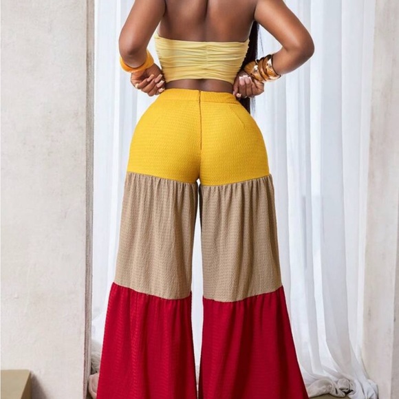 Palazzo/Wide Leg Pants Red, Yellow, and Tan. Zipper. Material does stretch. - Picture 4 of 4